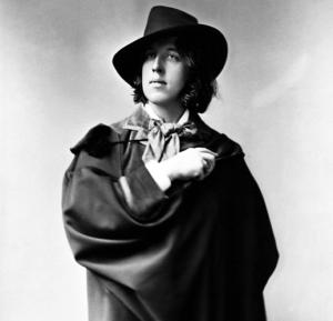 oscar wilde with hat