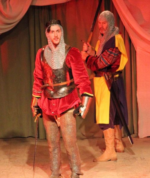 M into the star of England