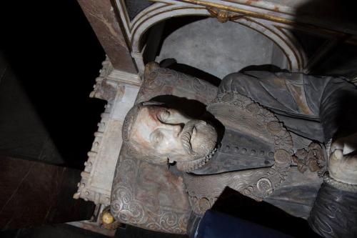 Photo by Ross Underwood.